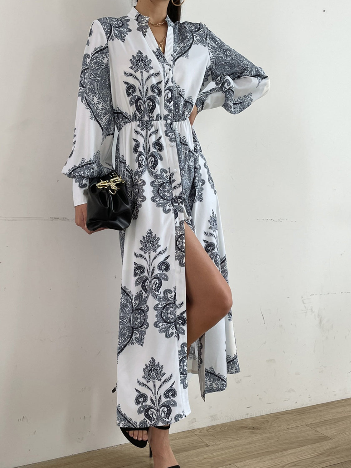 Lantern Sleeve Midi Dress